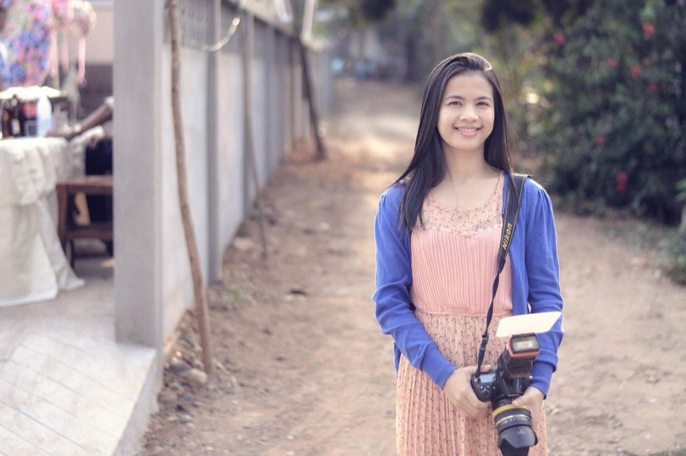 photographer, woman, camera, digital camera
