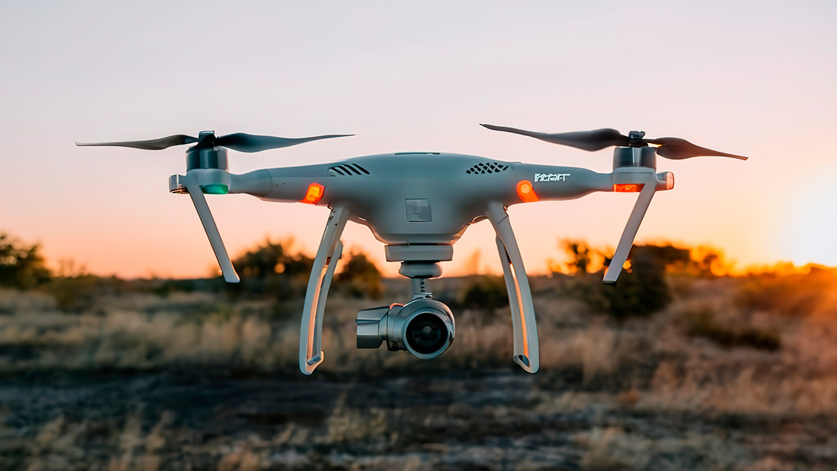 Drones con propósito: composición aérea y checklist esencial